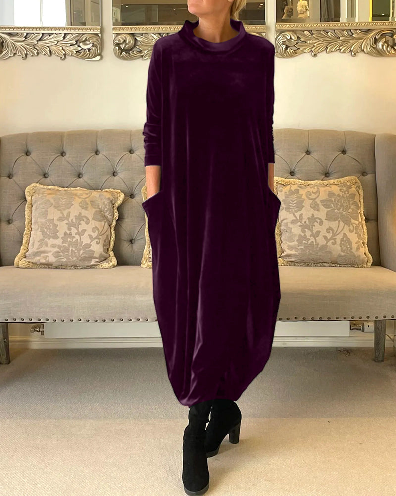 Velvet Cocoonjurk Met Colkraag En Steekzakken – Luxueuze Nonchalance Met Zachte Glans