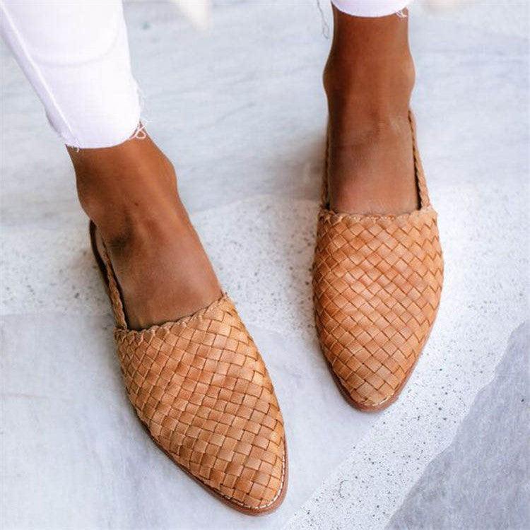 Rode Geweven Instappers Voor Dames – Comfortabele Leren Flats Met Handgemaakt Design