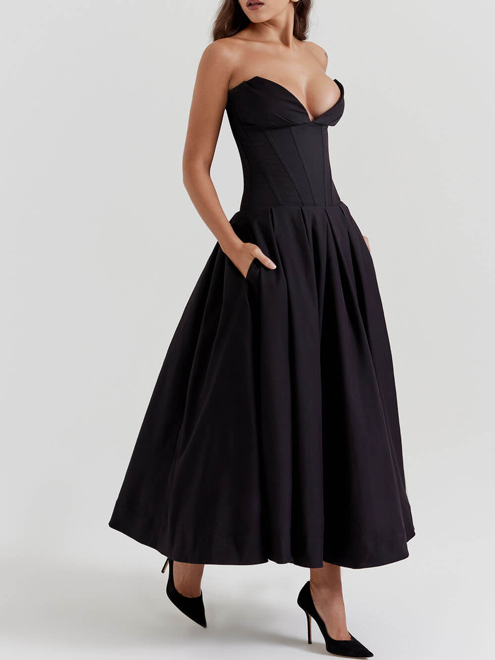 Strapless Avondjurk Met Corsetbody En Volle Rok – Een Tijdloos Silhouet Voor Speciale Momenten