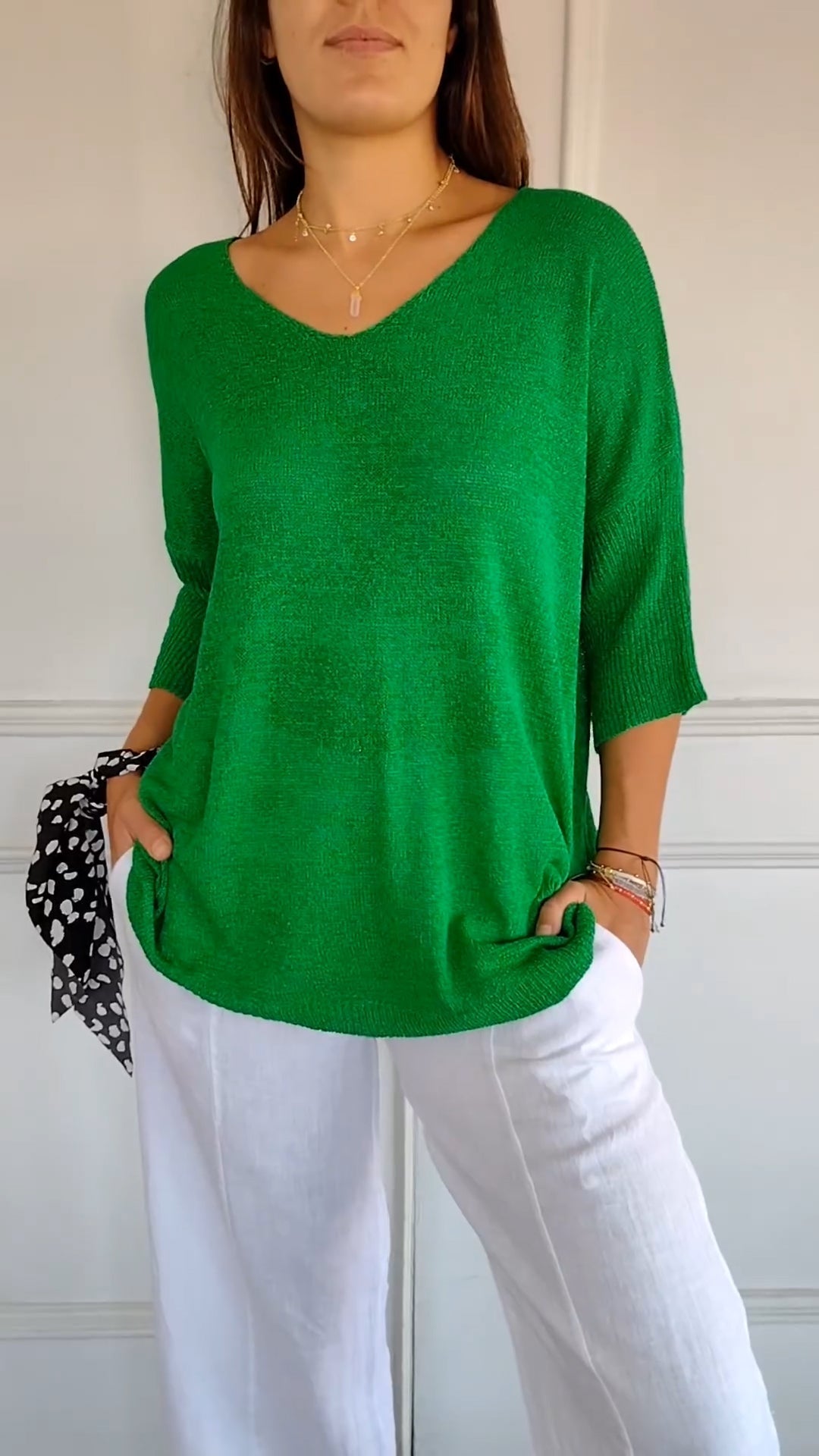 V-hals top voor dames – luchtige halflange mouw & soepele pasvorm voor voorjaar, zomer en herfst