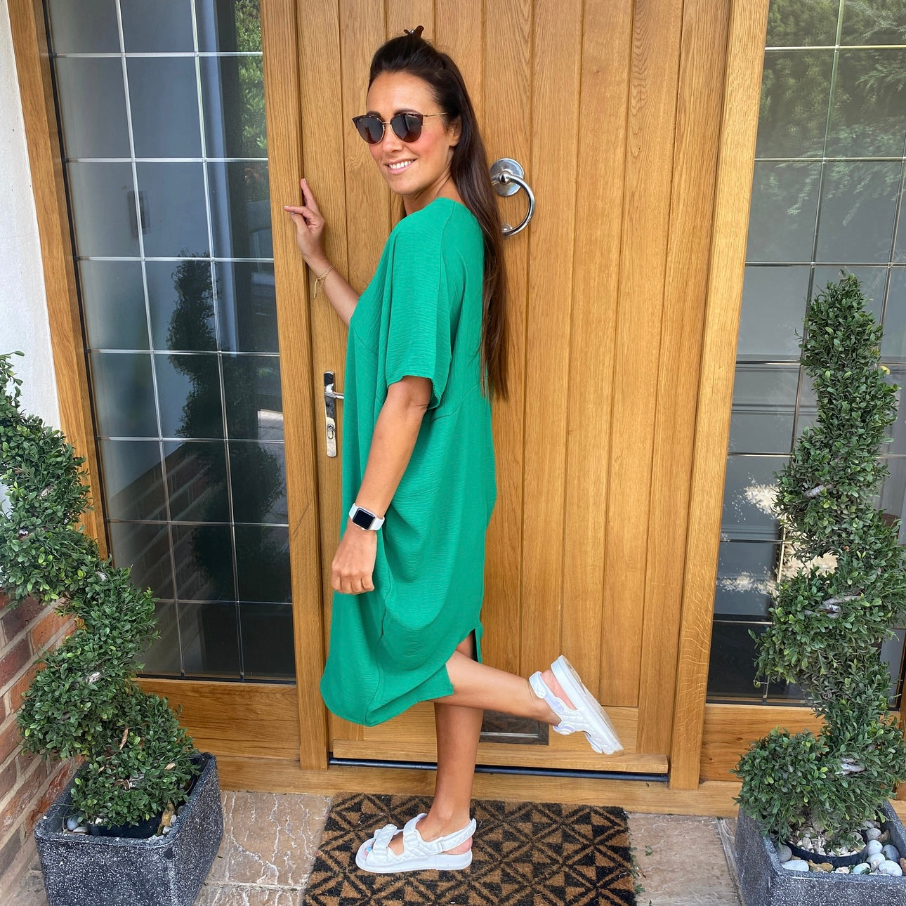 Dames Losvallende Midi-Jurk Met V-Hals En Korte Mouwen – Lente, Zomer En Casual Momenten