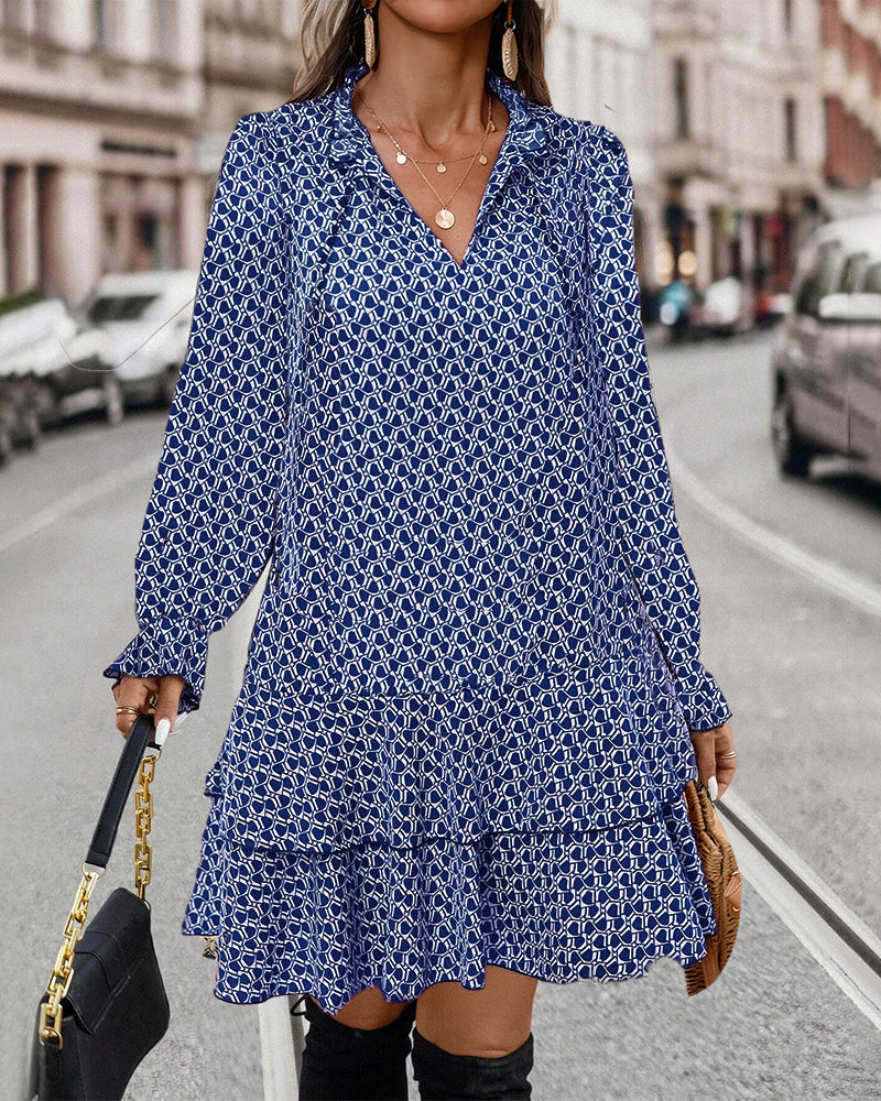 Korte Damesjurk Met All-Over Print En Rufflezomen – Casual Chic In Flowy Stijl