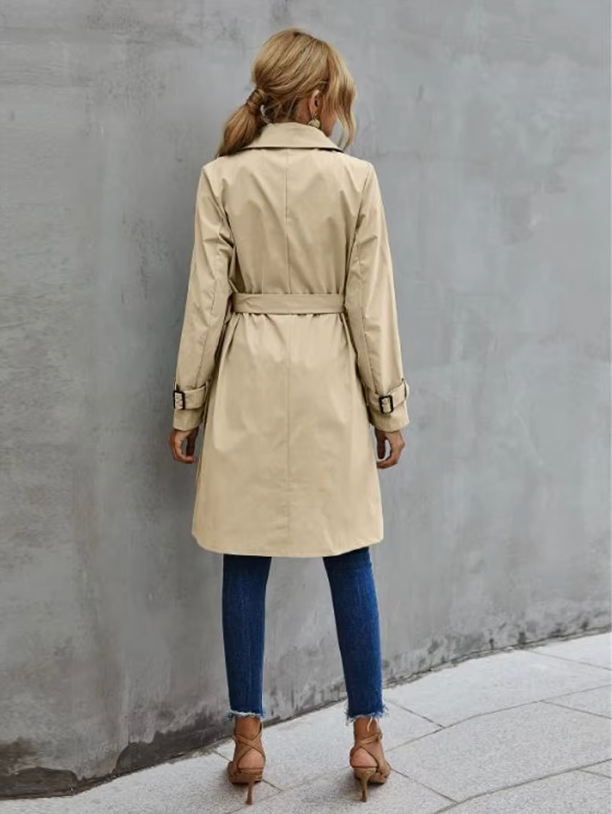 Klassieke Trenchcoat Met Revers En Dubbele Knopen – Tijdloze City Chic Voor Elke Dag