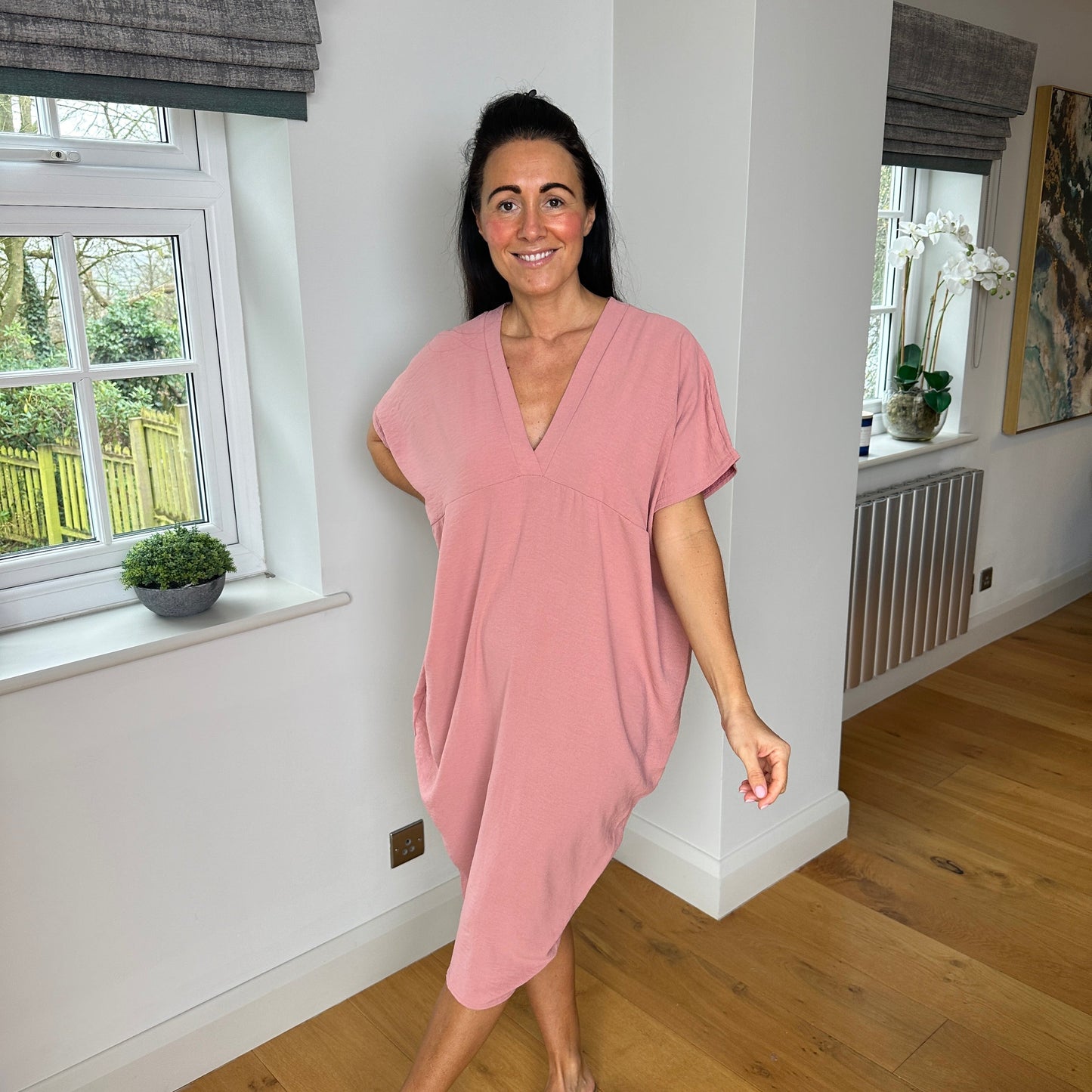 Dames Losvallende Midi-Jurk Met V-Hals En Korte Mouwen – Lente, Zomer En Casual Momenten