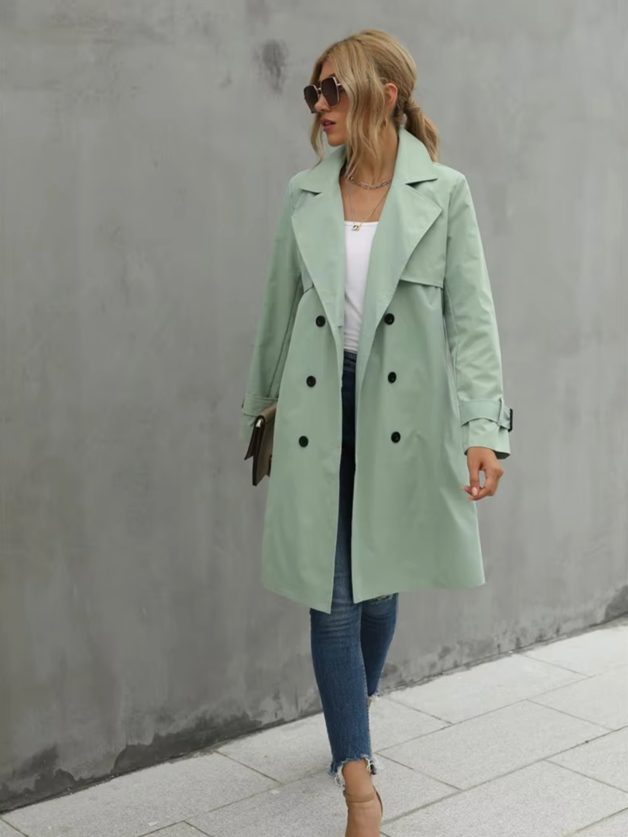 Klassieke Trenchcoat Met Revers En Dubbele Knopen – Tijdloze City Chic Voor Elke Dag