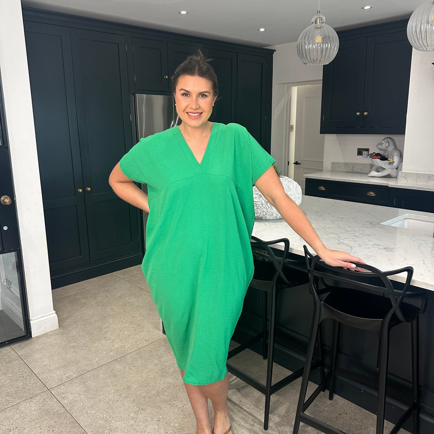Dames Losvallende Midi-Jurk Met V-Hals En Korte Mouwen – Lente, Zomer En Casual Momenten
