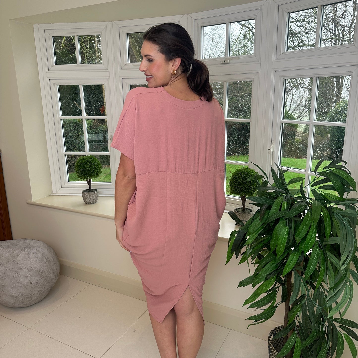 Dames Losvallende Midi-Jurk Met V-Hals En Korte Mouwen – Lente, Zomer En Casual Momenten