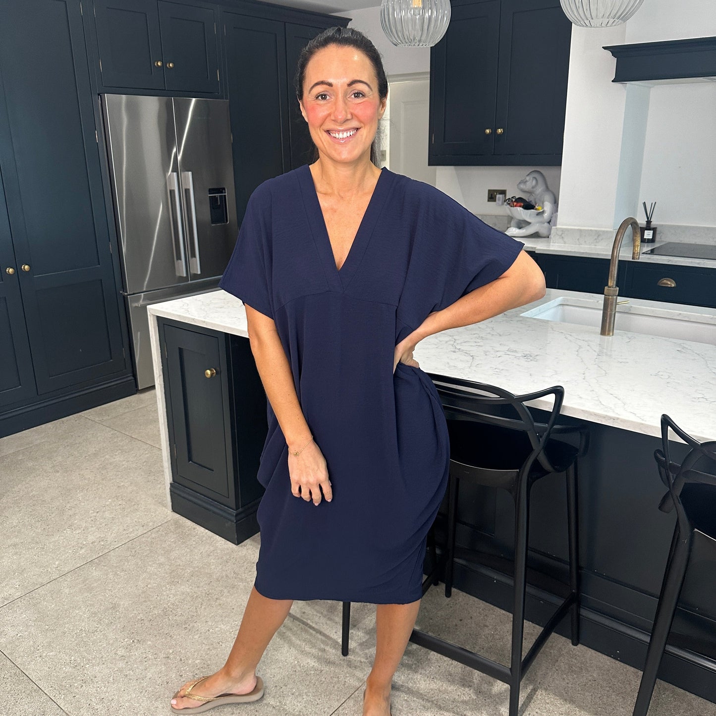 Dames Losvallende Midi-Jurk Met V-Hals En Korte Mouwen – Lente, Zomer En Casual Momenten