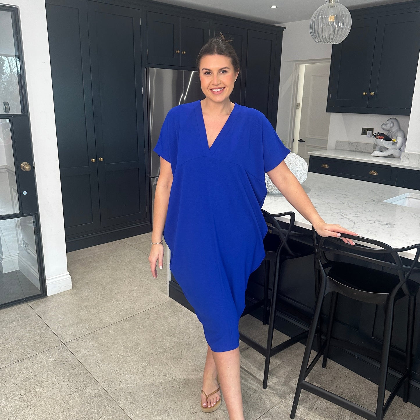 Dames Losvallende Midi-Jurk Met V-Hals En Korte Mouwen – Lente, Zomer En Casual Momenten
