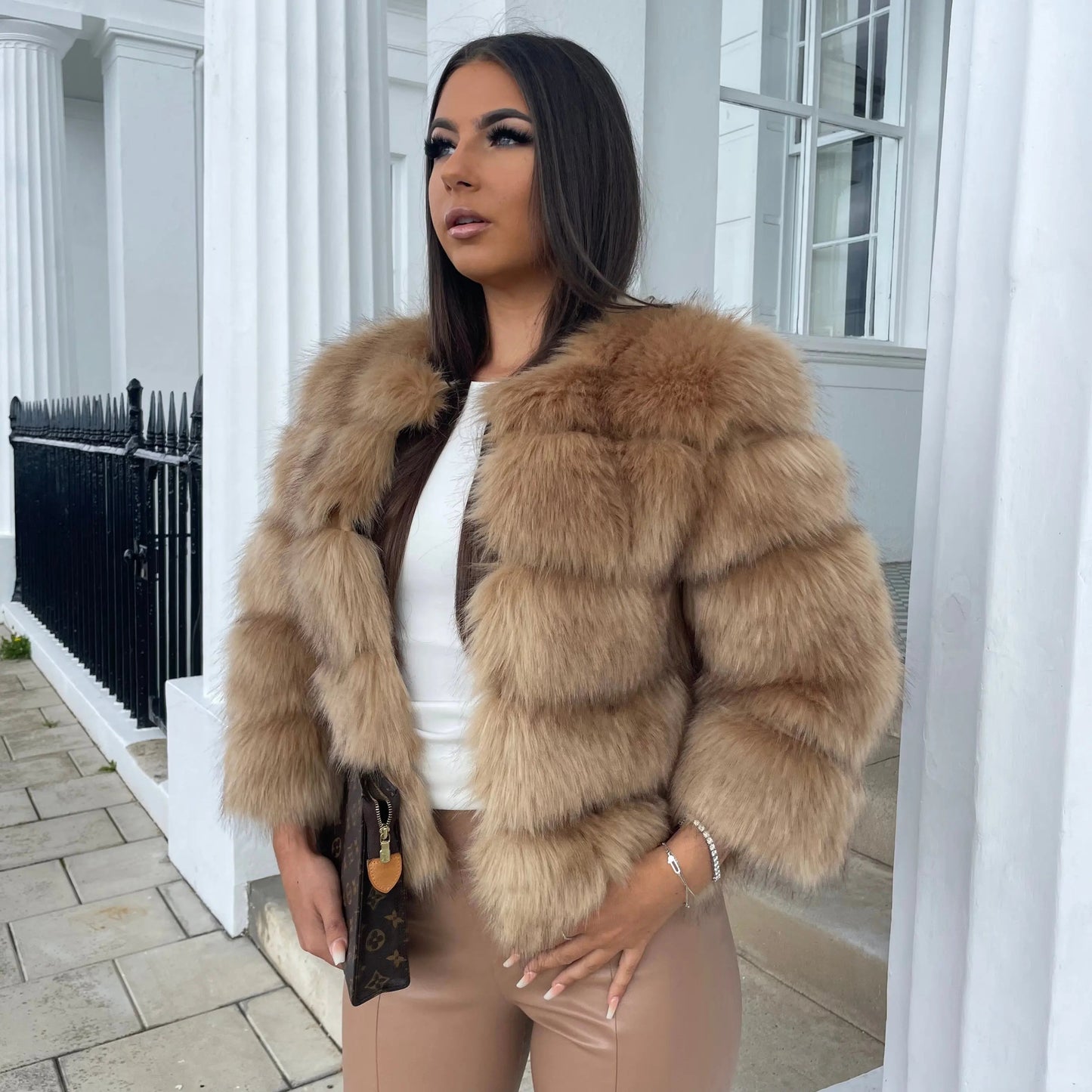 Dames Faux Fur Cropped Jas