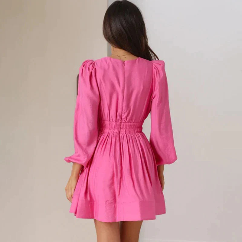 Korte Damesjurk Met V-Hals En Lange Mouwen – Luchtige A-Lijn Dress Met Taille-Accent