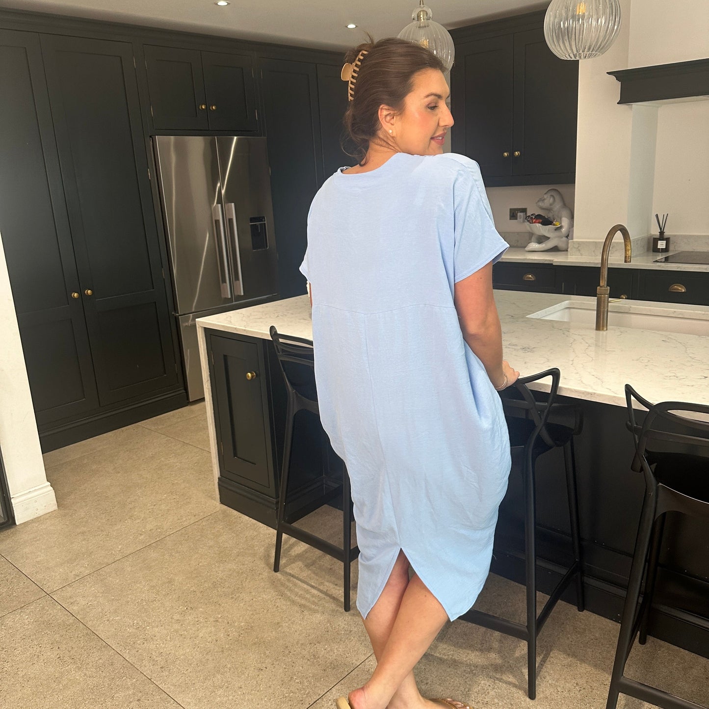 Dames Losvallende Midi-Jurk Met V-Hals En Korte Mouwen – Lente, Zomer En Casual Momenten