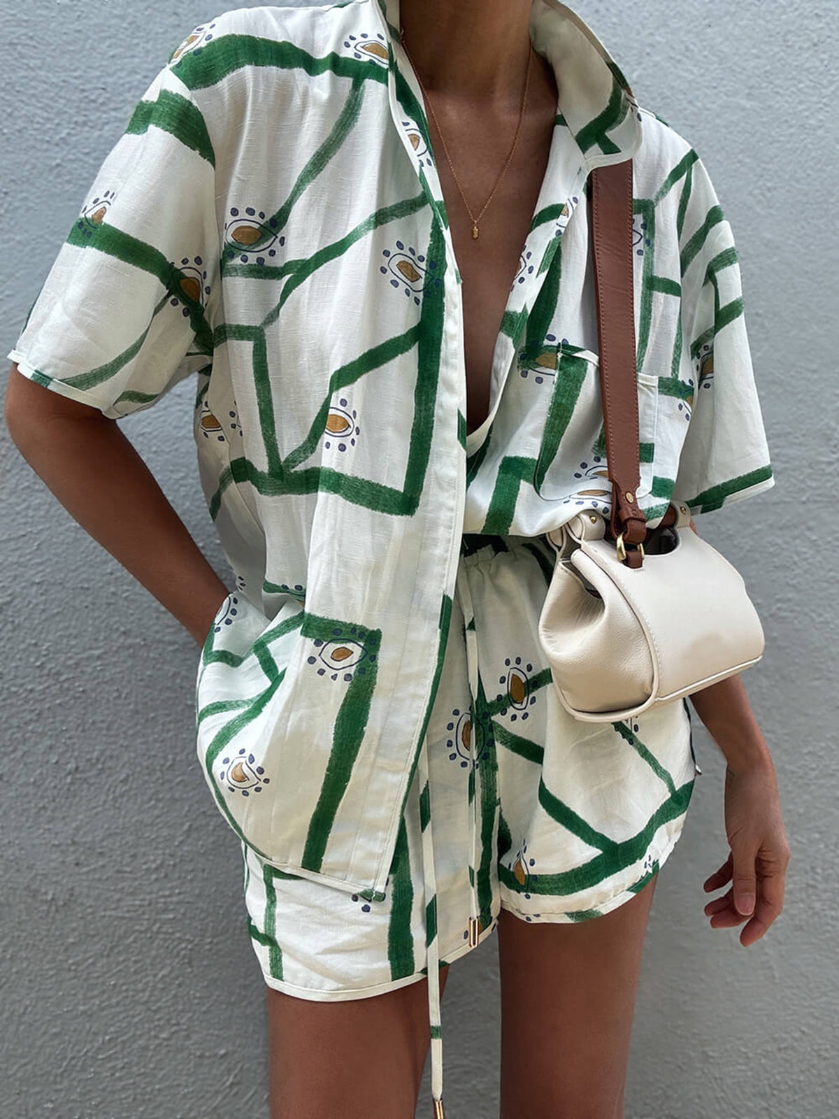 Dames Set Met Print Blouse En Korte Broek – Zomer, Ademend Katoen & Trendy Drawstring Voor Een Nonchalante Look