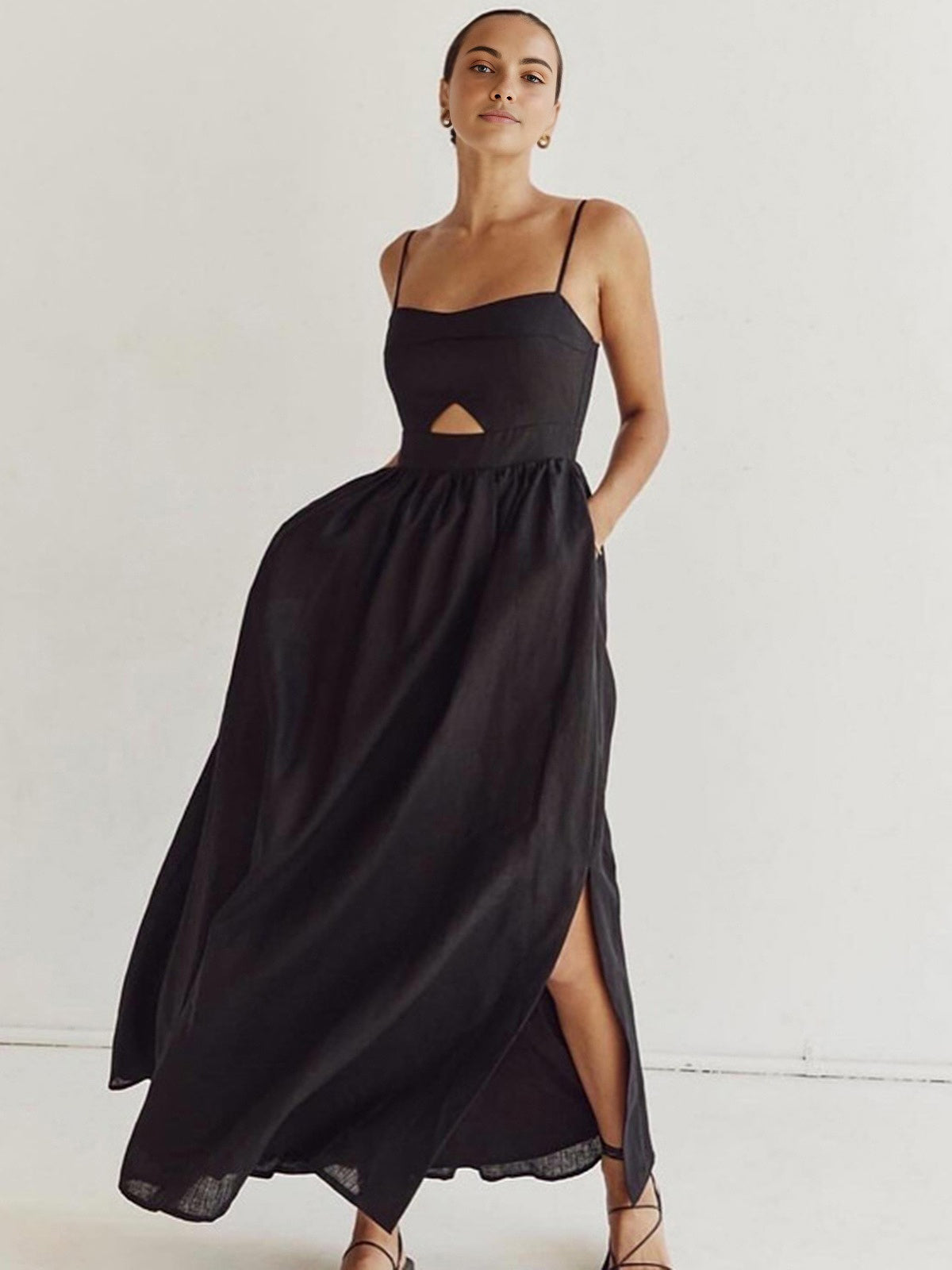 Stijlvolle Mouwloze Katoenen Jurk Voor Modebewuste Dames – Elegante Uitsnijdingen, Handige Zakjes & Ademend Comfort Voor Elke Zomerse Gelegenheid.