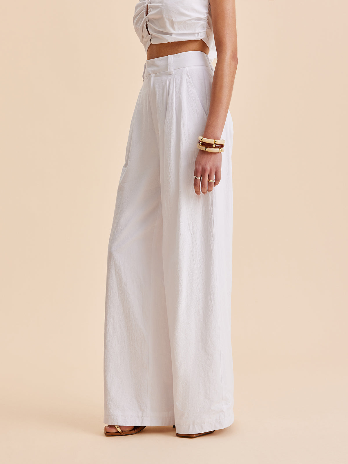 Stijlvolle Katoenen Mid-Waist Wijde Pantalon Voor Modebewuste Vrouwen – Met Ruime Zakken, Comfortabele Pasvorm & Ideaal Voor Casual En Chic Gelegenheden.