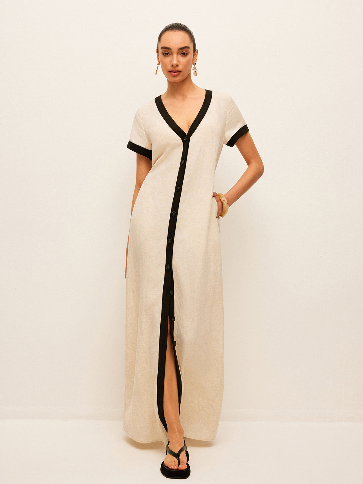 Hoge Splits Jurk Van Katoen En Linnen Voor Modebewuste Vrouwen – Contrast Trim, Elegante Pasvorm & Ideaal Voor Zomerse Avonden.