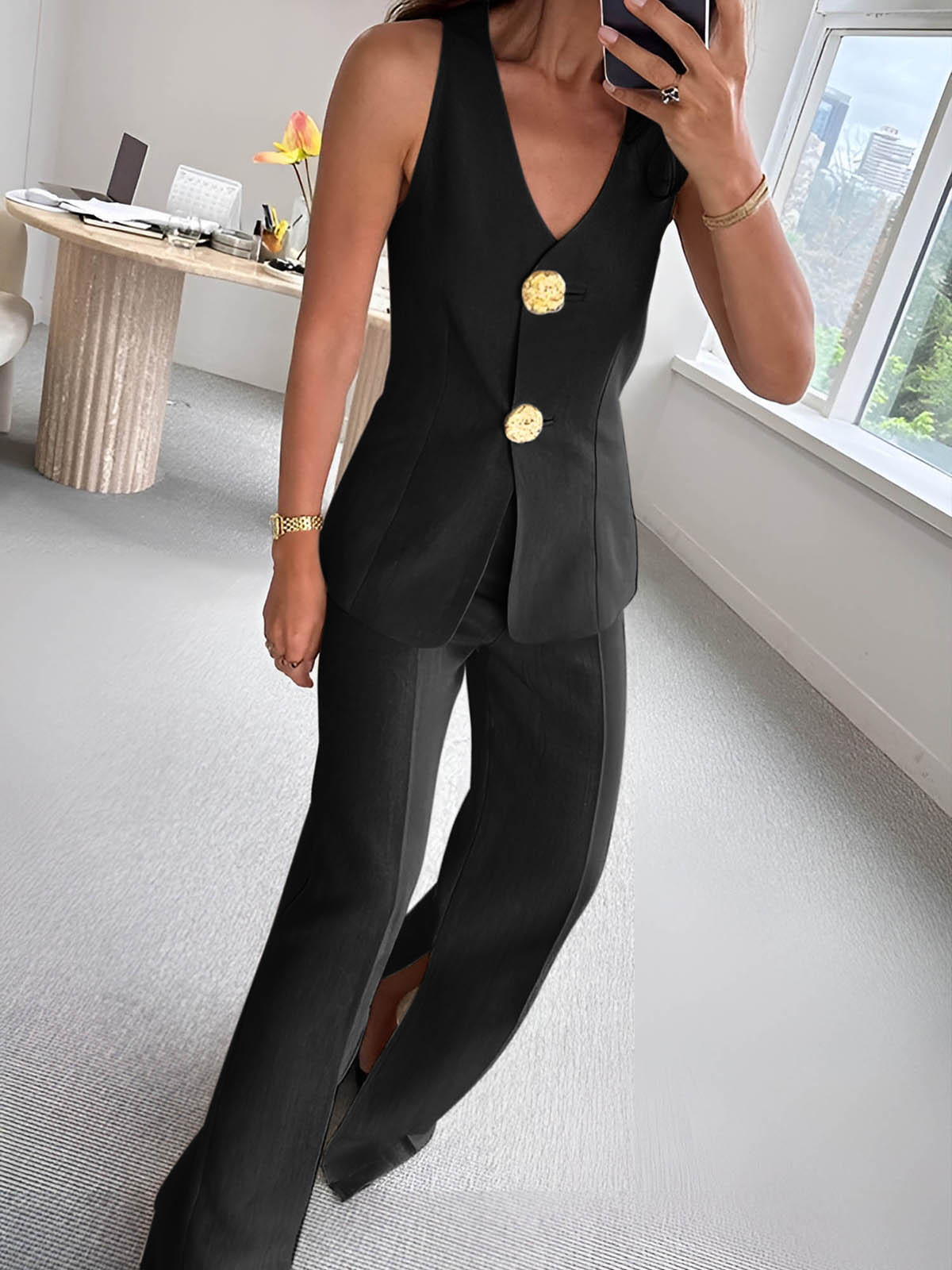 Stijlvolle Split Mouwloze Broek Set Voor Modebewuste Vrouwen – Elegant Design, Comfortabele Pasvorm & Ideaal Voor Zomerse Uitjes.