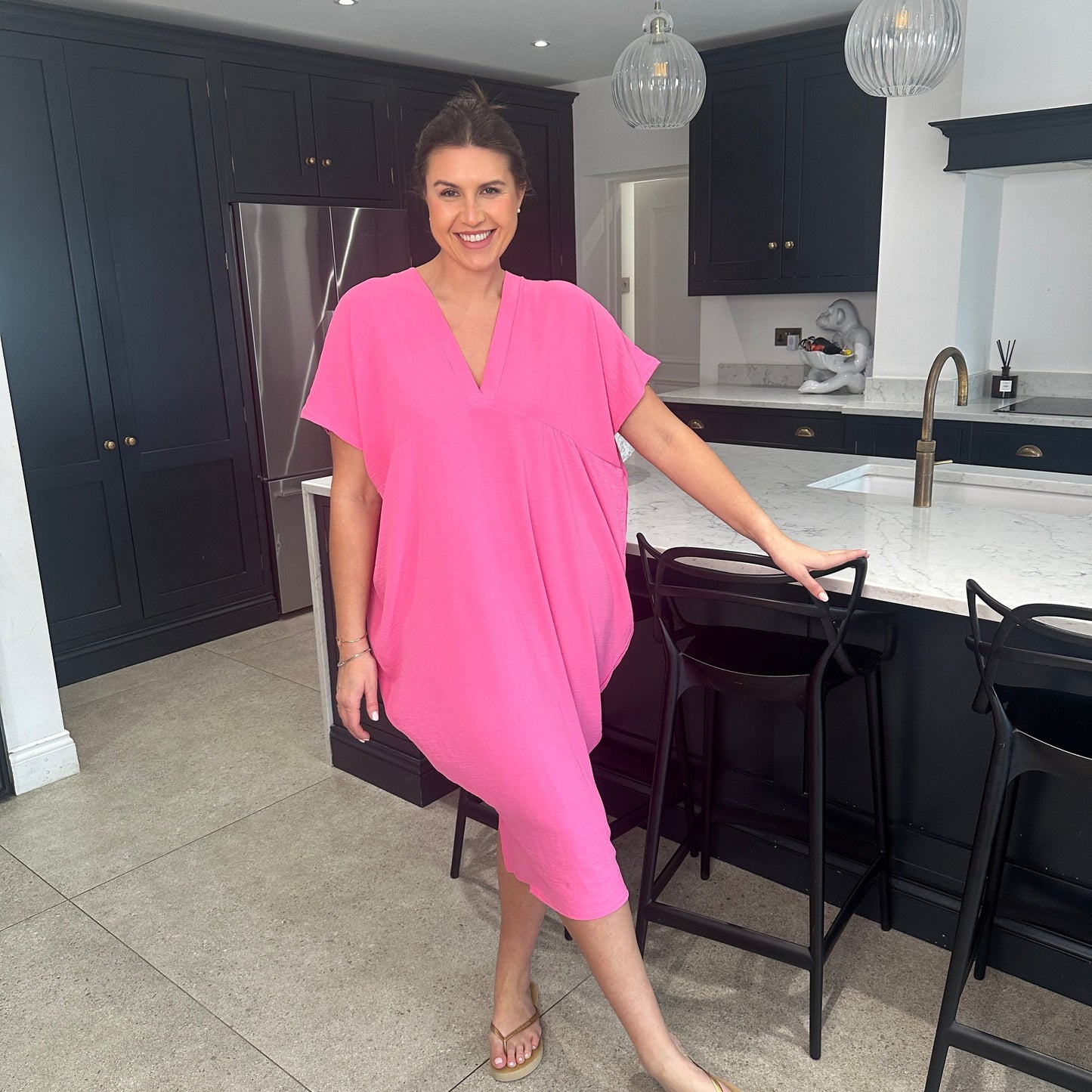 Dames Losvallende Midi-Jurk Met V-Hals En Korte Mouwen – Lente, Zomer En Casual Momenten