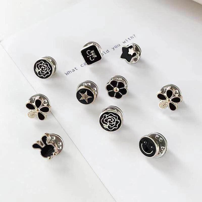 Set Speelse Mini-Speldjes – Subtiele Sieraccenten Voor Elke Outfit
