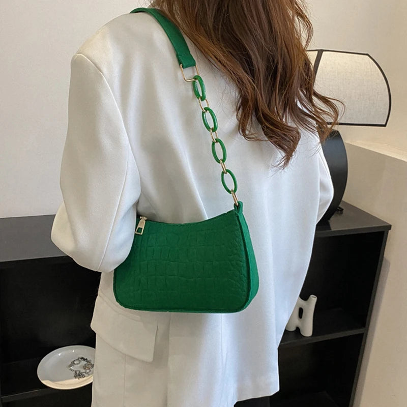 Mini schoudertas voor dames – croco structuur, goudaccenten & compact design (voorjaar, zomer, herfst)
