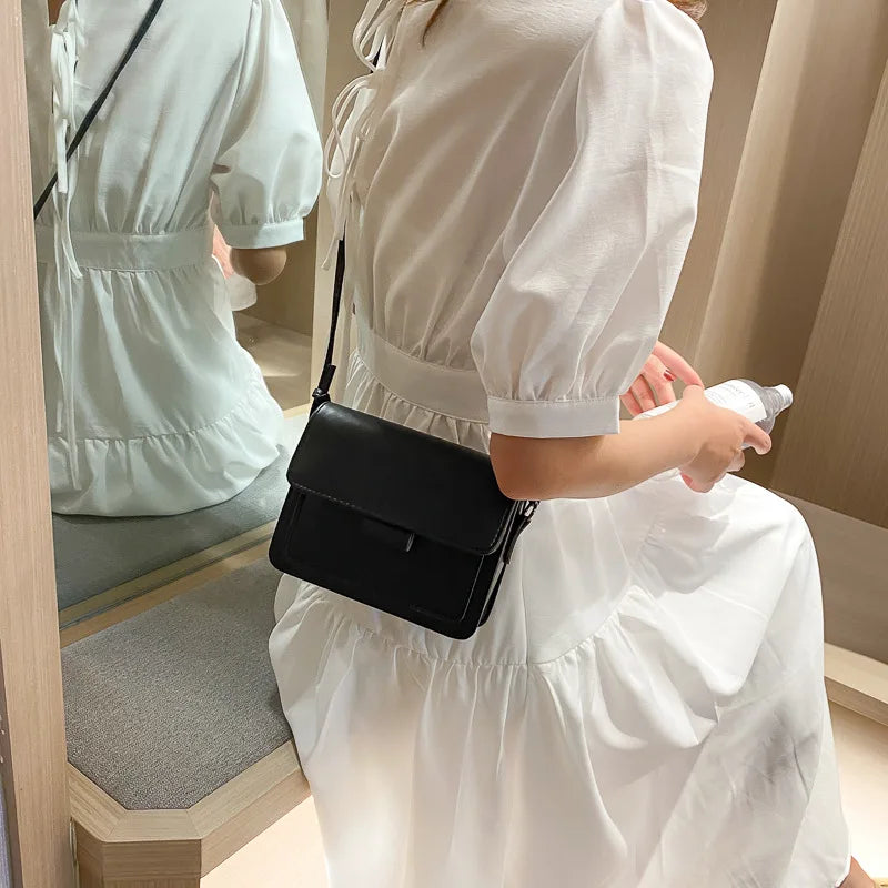 Mini Crossbody Tas Voor Dames – Minimalistische Handtas Met Kettingband Voor Dagelijks Gebruik & Avondlooks