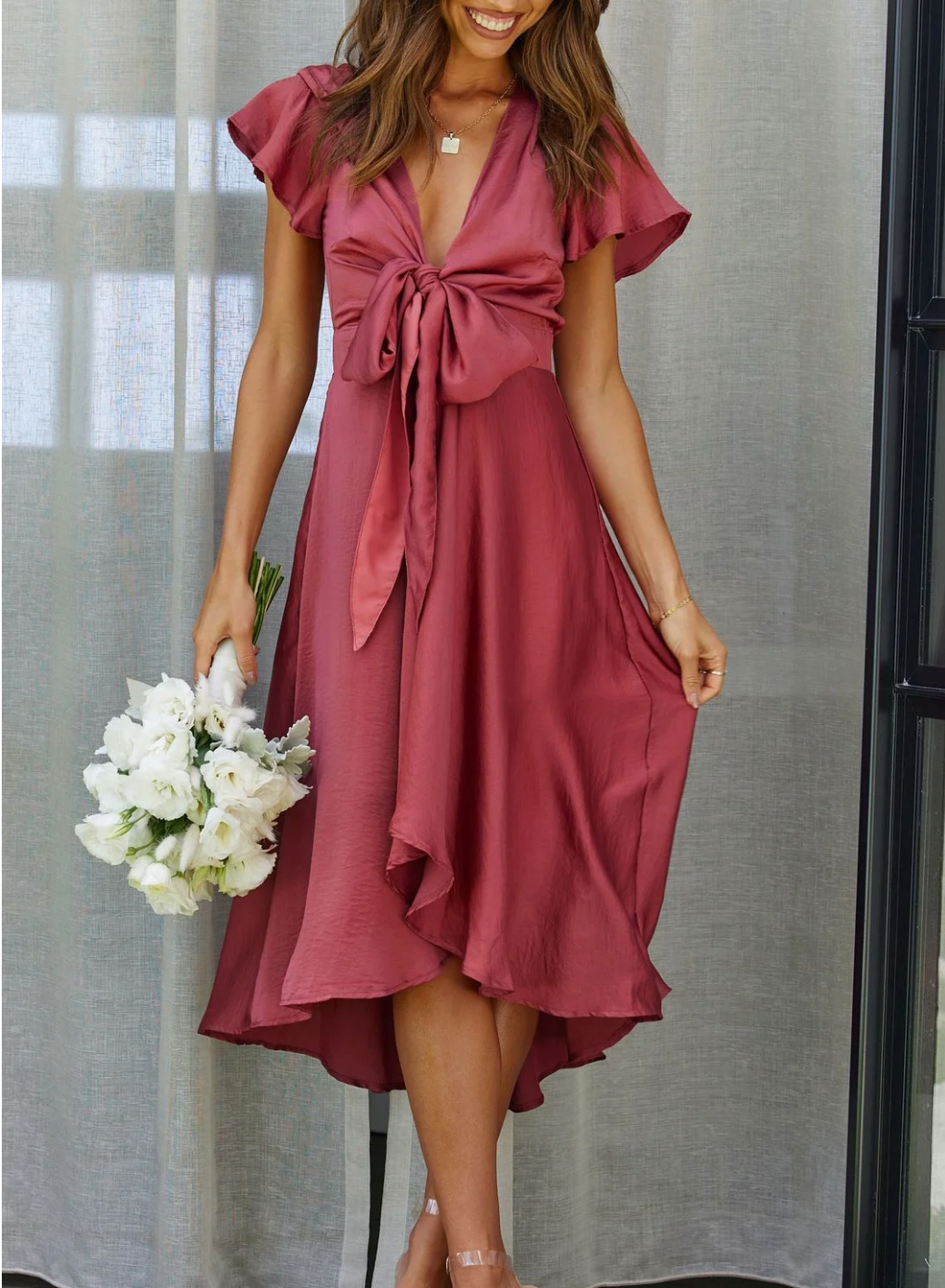 Verfijnde Cut-Out Damesjurk – Elegante A-Lijn Met Speelse Twist