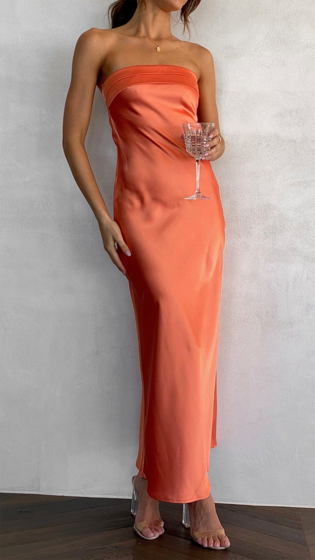 Strapless Satijnen Damesjurk – Elegante Maxi Dress Met Minimalistische Snit
