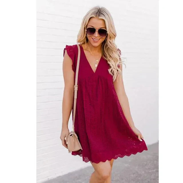 Broderie Zomerjurk Met V-Hals En Ruchesmouwen – Licht, Speels En Zomers Elegant
