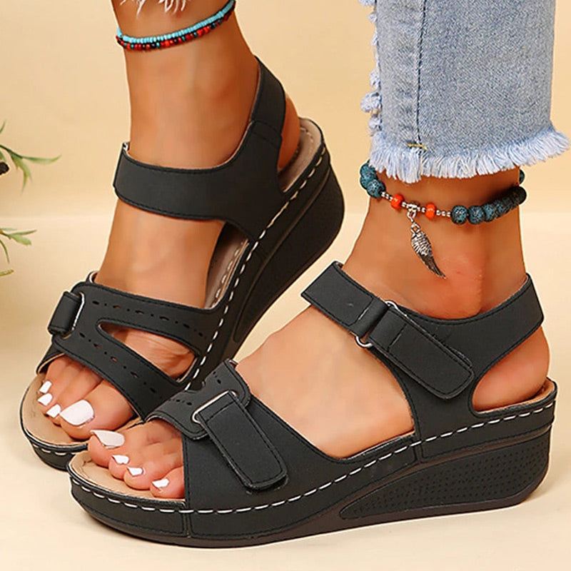 Comfortabele Dames Sleehak Sandalen Met Klittenbandsluiting – Lichtgewicht En Stijlvol