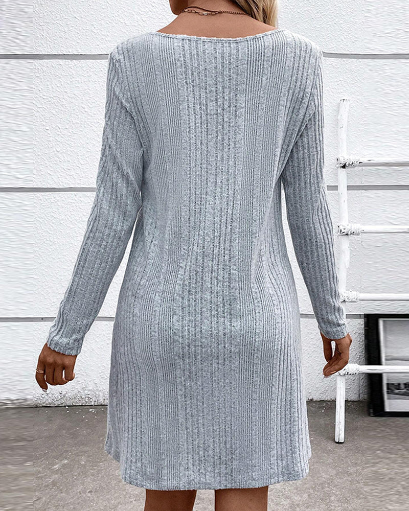 Gebreide A-Lijnjurk Met Knoopdetail En Ronde Hals – Cosy Chic Voor Elke Dag