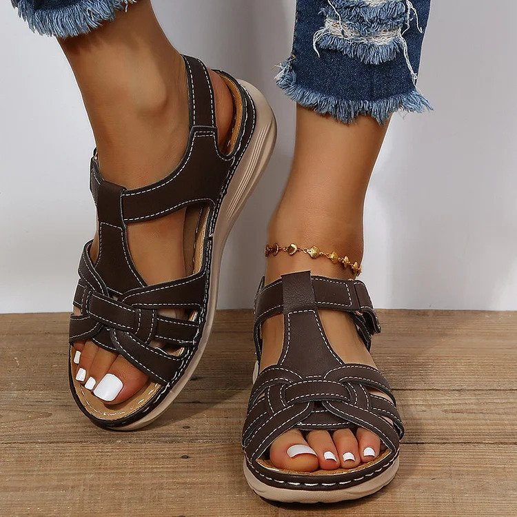 Dames Sandaal Met Gesloten Hiel – Ademend Loopcomfort & Klittenbandsluiting – Voorjaar & Zomer