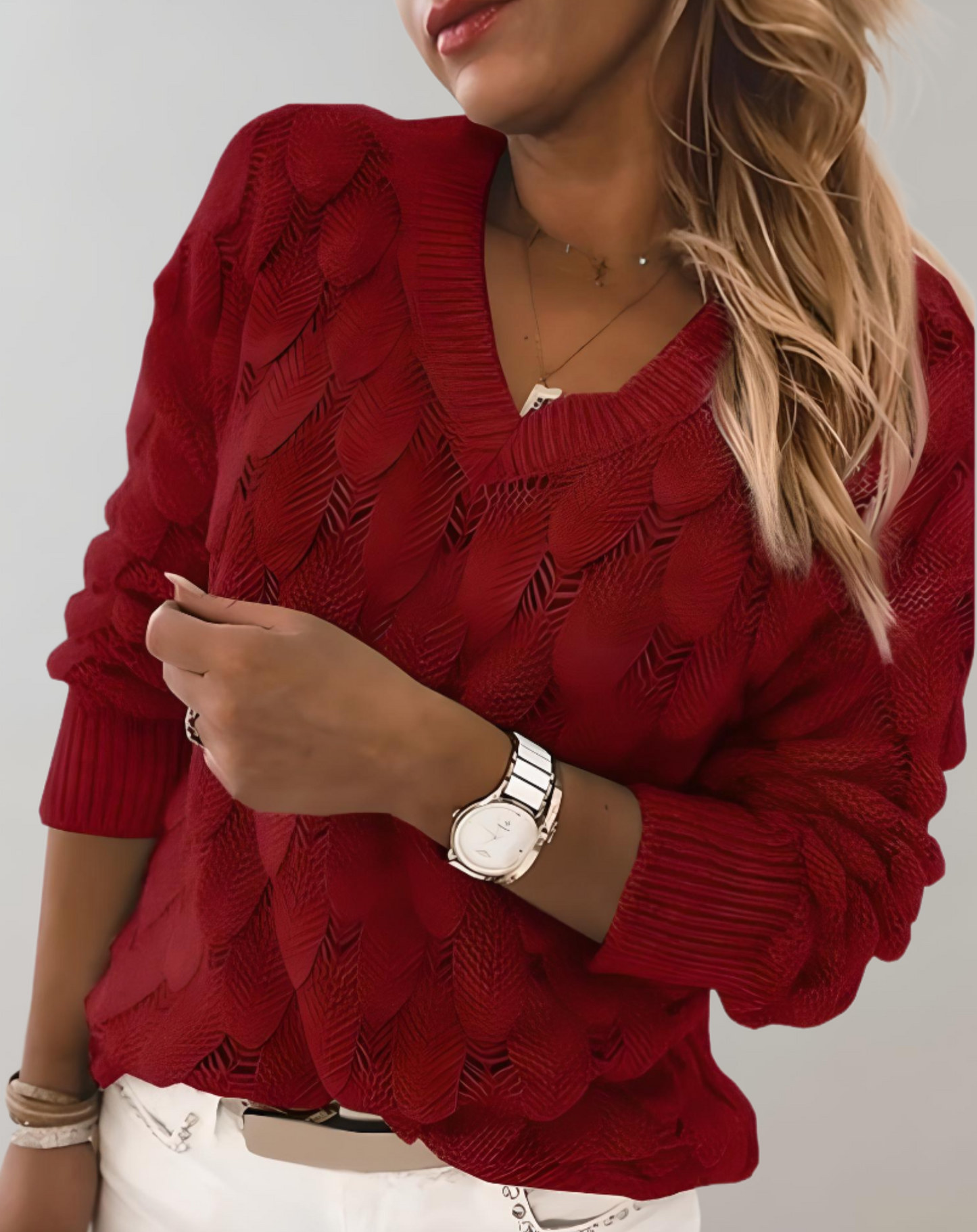 Opengewerkte Damestrui Met Bladmotief – Luchtige Knitwear Vol Vrouwelijke Finesse