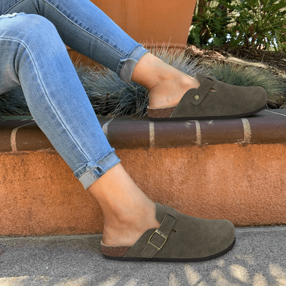 Instapper voor dames – suède look – donkergroen – casual outfit – voorjaar & zomer