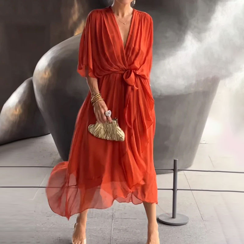 Elegante Midi-Jurk Met Strikdetail – Vrouwelijk En Luchtig Met Een Flatterende Pasvorm