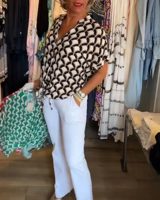 Top Met Geometrische Print – Casual Damesblouse Met V-Hals En Korte Mouwen