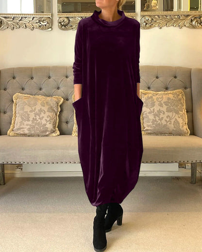 Velvet Cocoonjurk Met Colkraag En Steekzakken – Luxueuze Nonchalance Met Zachte Glans