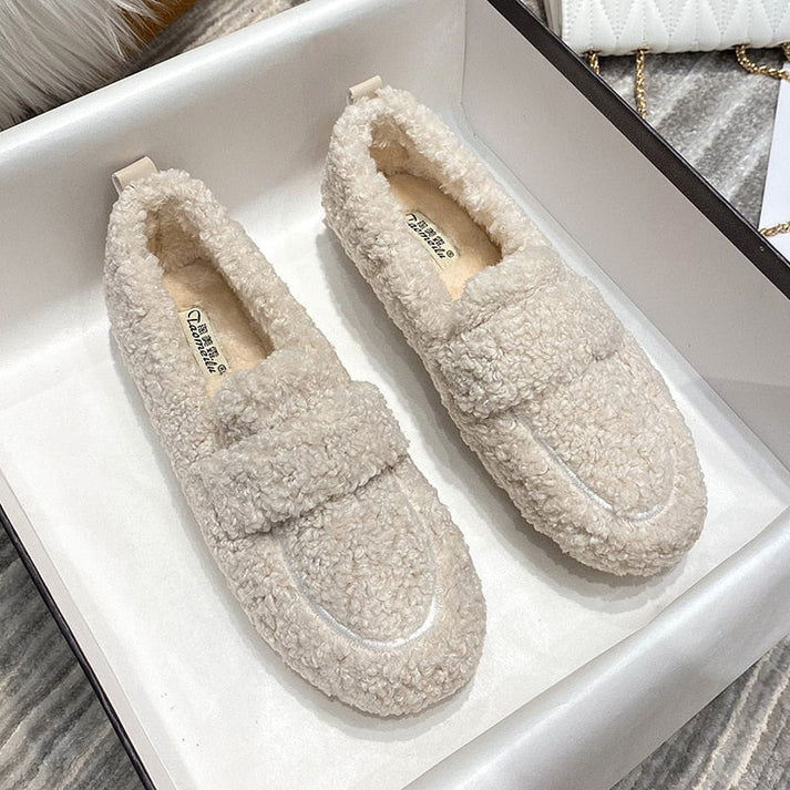 Dames Instapper Met Teddy Stof – Warm, Comfortabel & Herfst & Winter