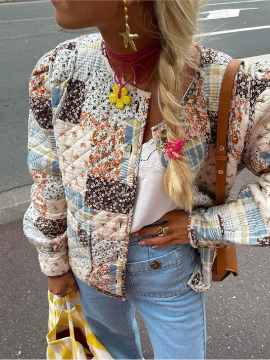 Gewatteerde Patchwork Jas Met Bloemenprint – Kleurrijke Casual Damesjas Voor Lente & Herfst