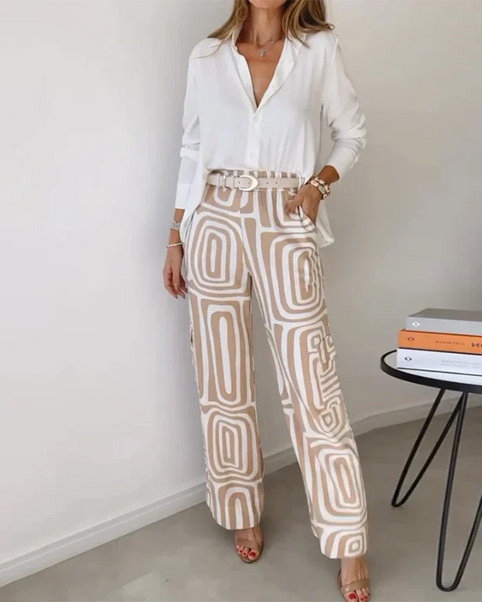 Elegante Dames Set Met Grafische Broek En Blouse – Stijlvol En Comfortabel Statement