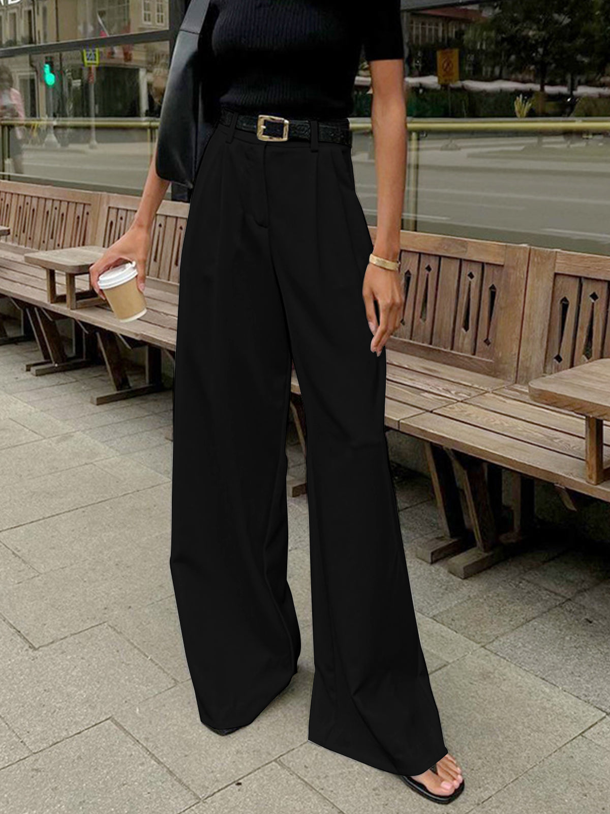 Stijlvolle Brede Pantalon Voor Moderne Vrouwen – Luxe Stof, Tijdloze & Comfortabele Pasvorm Voor Iedere Gelegenheid.