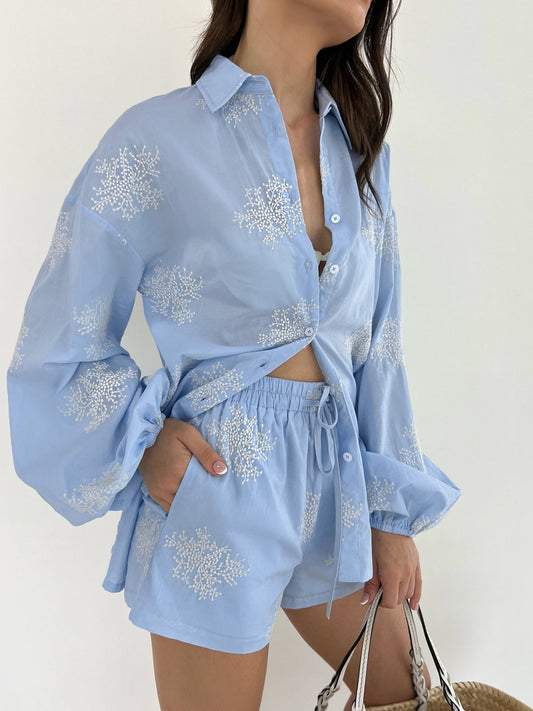 Elegante Dames Set Met Borduurwerk Top En Korte Broek – Zomer, Comfort & Stijlvolle Ontspanning