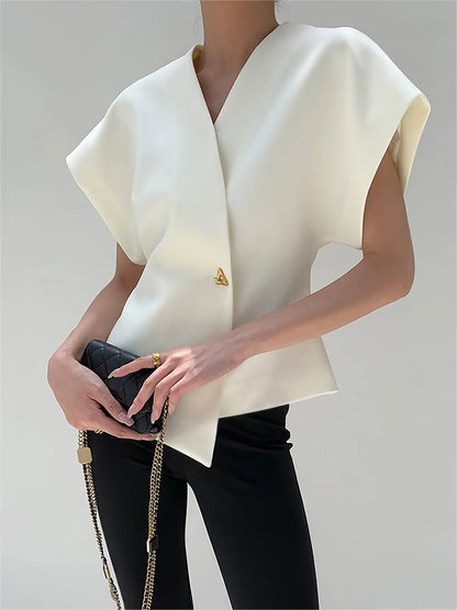 Stijlvolle V-Hals Blouse Voor Modebewuste Vrouwen – Elegante Knopen, Uitstekende Pasvorm & Perfect Voor Zowel Dagelijks Gebruik Als Speciale Gelegenheden.
