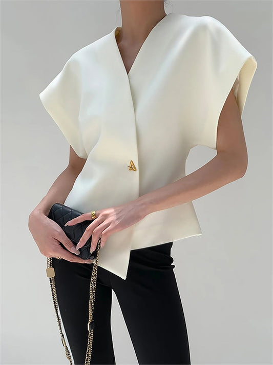 Stijlvolle V-Hals Blouse Voor Modebewuste Vrouwen – Elegante Knopen, Uitstekende Pasvorm & Perfect Voor Zowel Dagelijks Gebruik Als Speciale Gelegenheden.