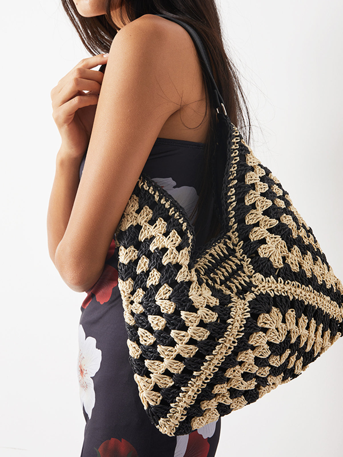 Elegante Vintage Macramé Schoudertas Voor Modebewuste Dames – Handgemaakt, Natuurlijke Kleuren & Perfect Voor Elke Gelegenheid.
