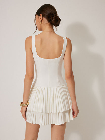 Elegante Plissé Jurk Voor Vrouwen – Vierkante Halslijn, Vloeiende Bewegingsstof & Perfect Voor Feestelijke Gelegenheden.