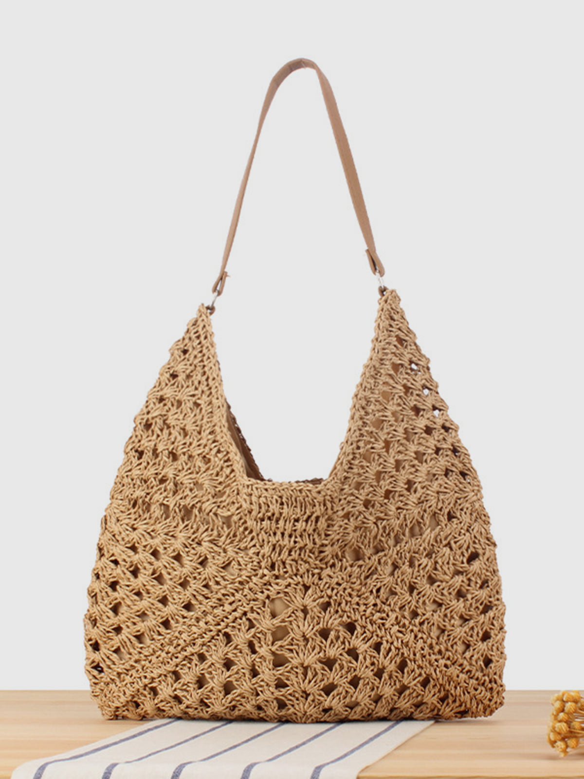 Elegante Vintage Macramé Schoudertas Voor Modebewuste Dames – Handgemaakt, Natuurlijke Kleuren & Perfect Voor Elke Gelegenheid.