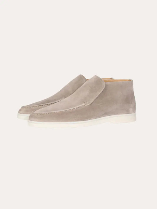 Elegante Hoge Suède Loafers Voor Stijlbewuste Mannen – Tijdloze Klasse Voor Elke Gelegenheid.
