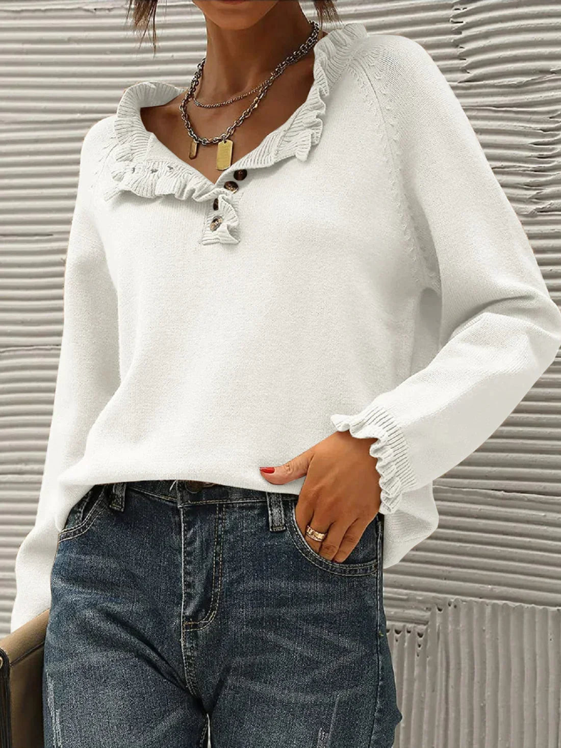 Gebreide Top Met Ruches En Knoopdetail – Vrouwelijke Knit Voor Lente, Herfst & Knusse Momenten Thuis