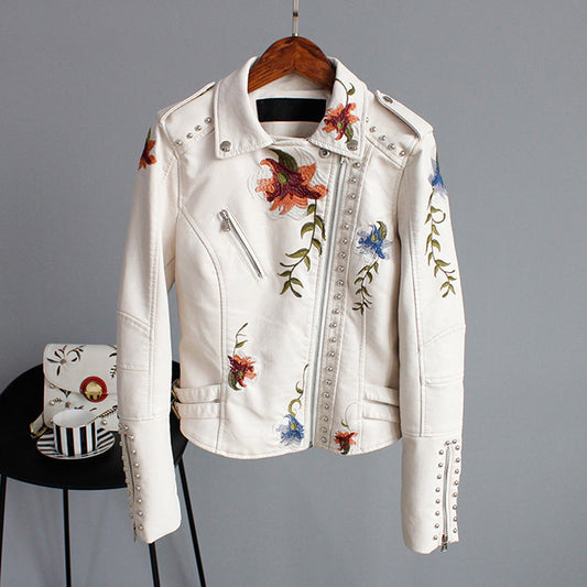 Geborduurde Bikerjack Met Bloemen En Studs – Eyecatcher Voor Lente, Herfst En Winter