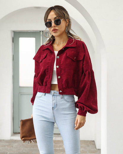 Lichtblauw Corduroy Cropped Jasje – Dé Stijlstatement Voor Frisse Dagen In Lente En Herfst